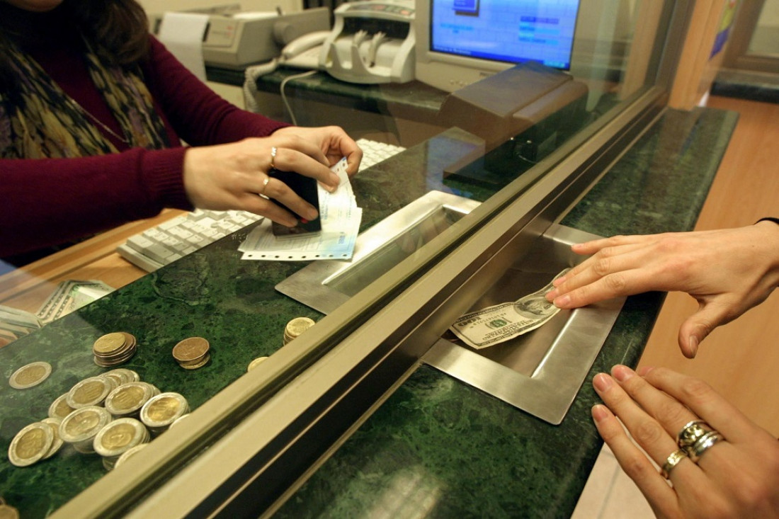 Dolarmanía: casi un millón de argentinos compraron la moneda en julio