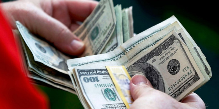 Imparable: el dólar superó los $ 35 en Mendoza 
