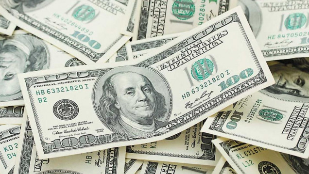 imagen Tras subir 23 centavos, el dólar opera estable a $ 16,11