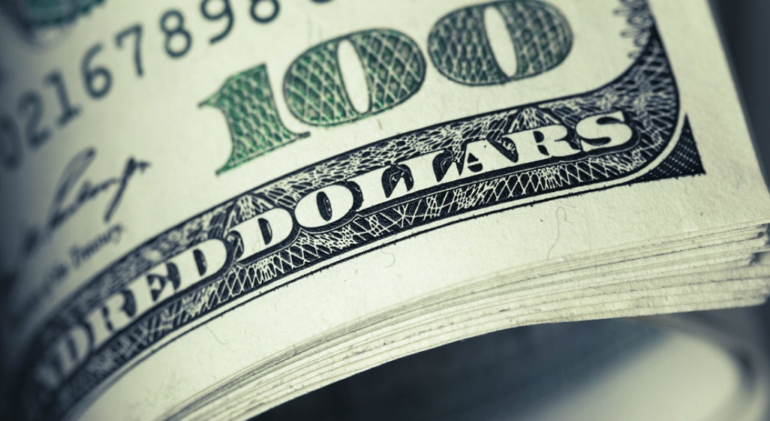 El dólar comenzó la semana con una suba y cerró $ 37.90