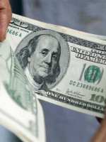 En el primer día de Guido Sandleris, el dólar se ubicó a $ 39,20