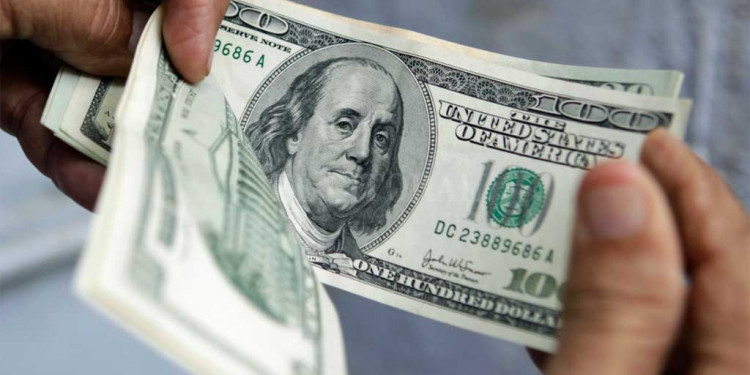 En el primer día de Guido Sandleris, el dólar se ubicó a $ 39,20
