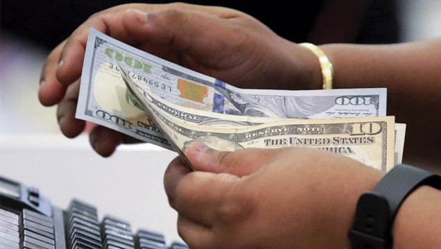 imagen El dólar comenzó la semana en baja y cerró a $ 38,40