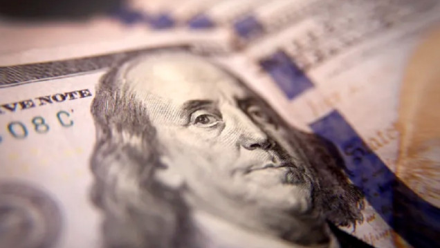 imagen El dólar alcanzó un nuevo récord histórico: cerró a $ 43,67