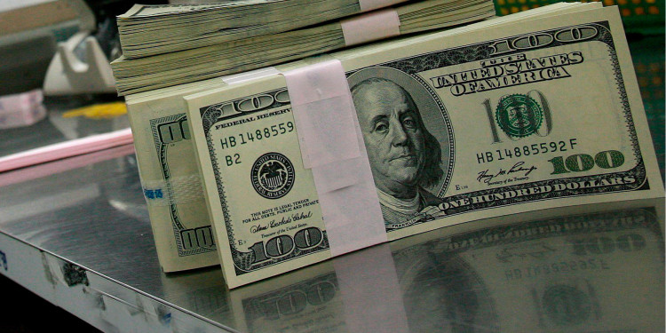 Nuevo récord: el dólar subió 13 centavos y cerró en $ 17,18