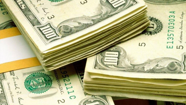 imagen El dólar blue cierra la semana con un leve respiro: cotiza a $ 15,62