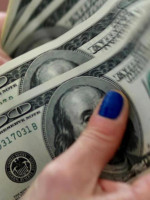 El dólar subió más de un peso y cerró la semana por encima de los $38
