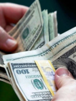 El dólar comenzó la semana con una leve suba 