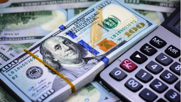 imagen El dólar se mantuvo estable en Buenos Aires y bajó en Mendoza 
