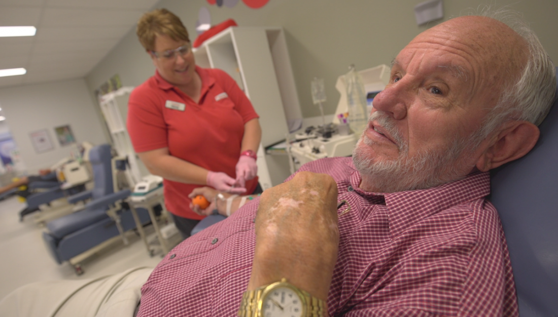 Donante de sangre con un raro anticuerpo salvó la vida de dos millones de bebés