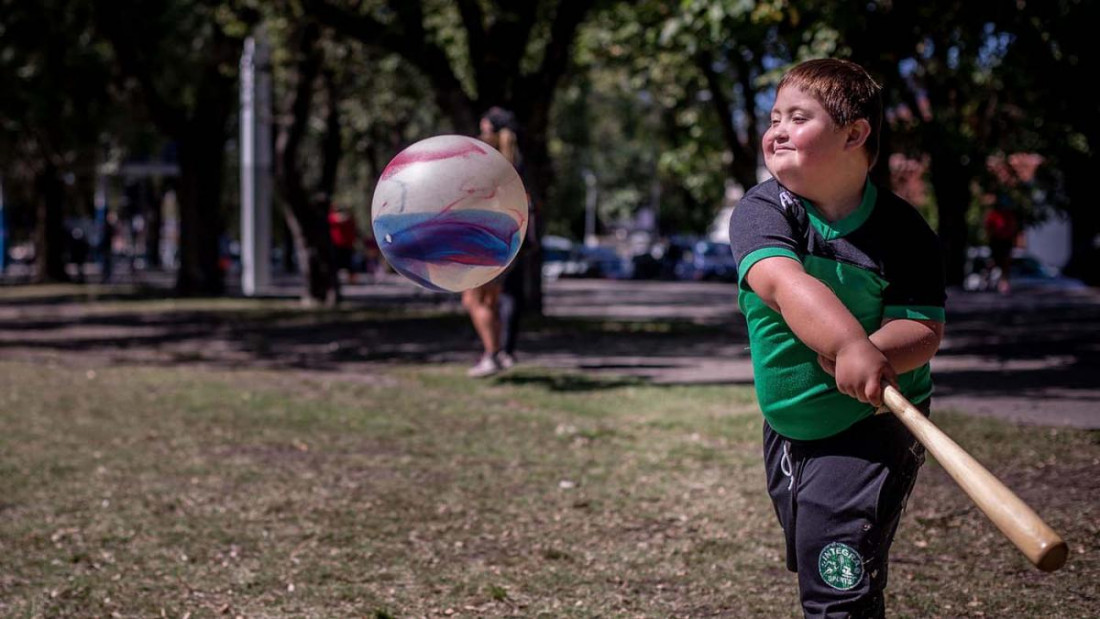 Niñez con Síndrome de Down: pediatras piden inclusión escolar y respeto por las diferencias