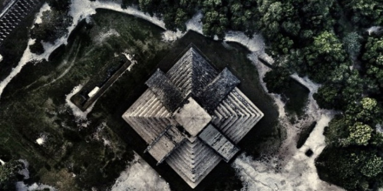Uso de drones: foto de pirámides de México desató la polémica
