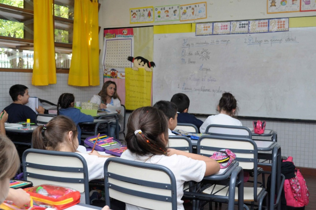 Tres de cada diez docentes de primaria trabajan en más de una escuela para llegar a fin de mes