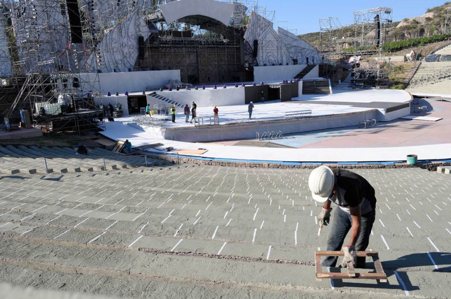 imagen Así se prepara el teatro griego para Constelación del Vino