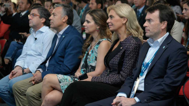 imagen Cumbre del BID: confirmaron obras viales para Mendoza
