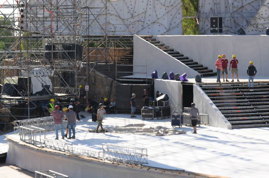 imagen Así se prepara el teatro griego para Constelación del Vino