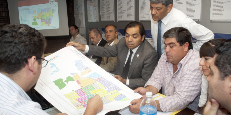 El estudio de la ley de Impositiva se traba en el ítem "hidrocarburos"  