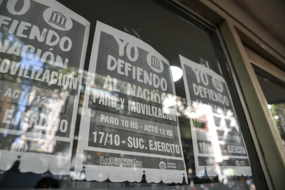 imagen Así fue el paro bancario en defensa del Banco Nación