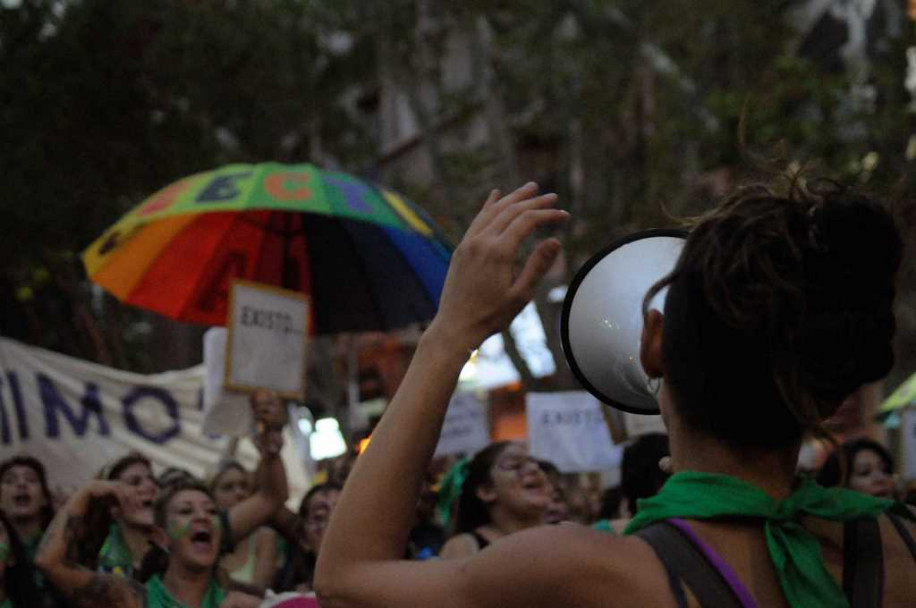 imagen Postales de un día feminista