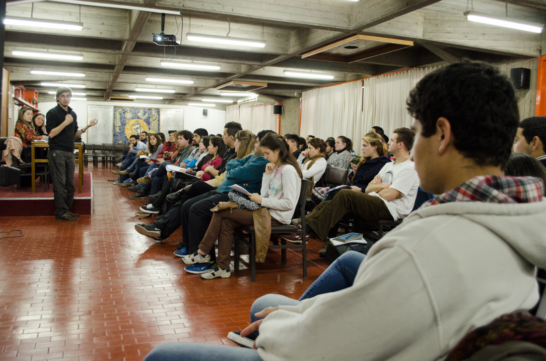 Estudiantes, protagonistas del XII Congreso Nacional de Ciencia Política