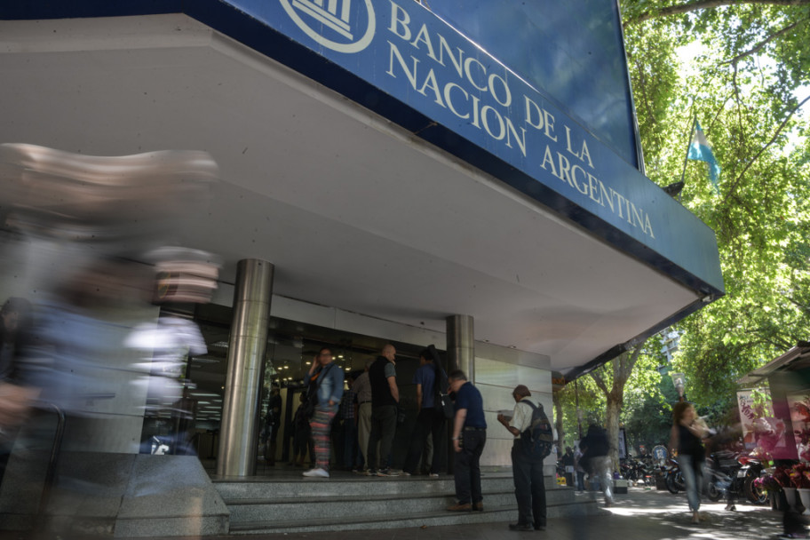 imagen Así fue el paro bancario en defensa del Banco Nación