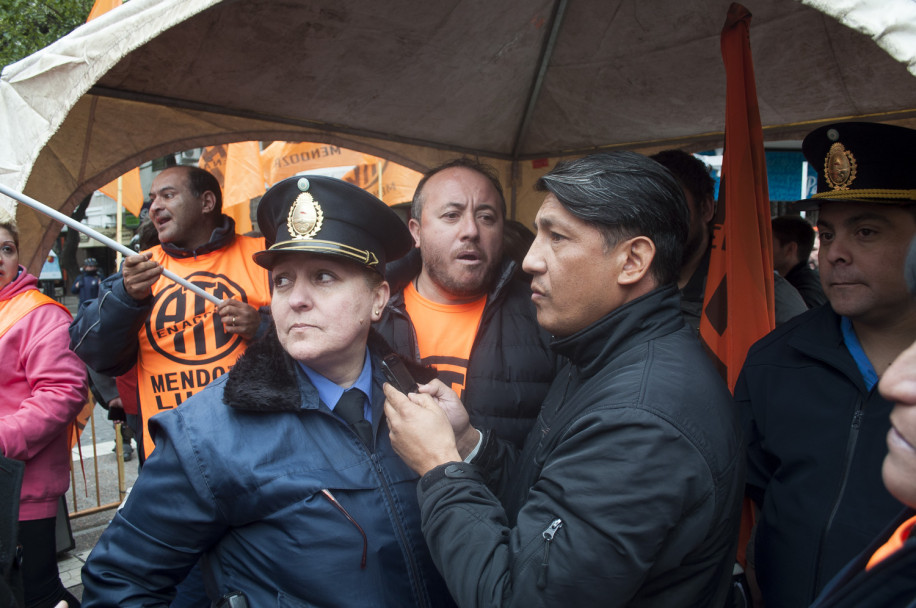 imagen Fotogalería: el acampe en la legislatura