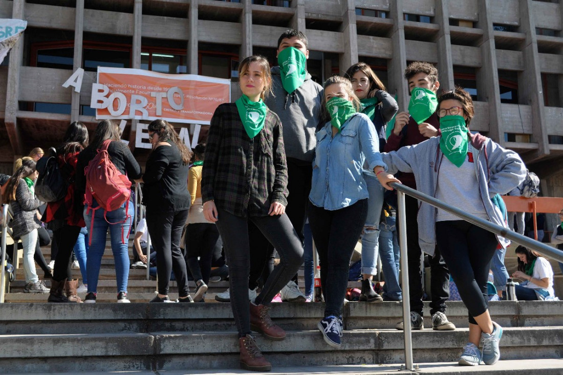 Pañuelazo en la universidad por el aborto legal