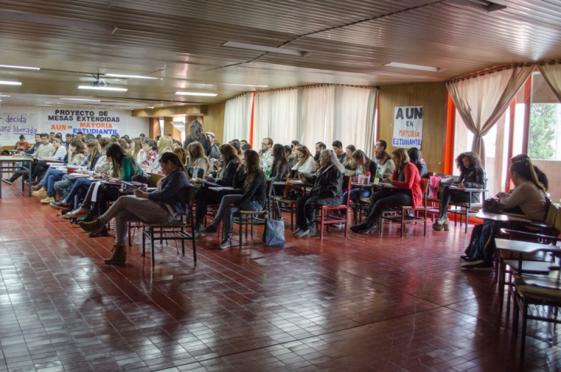 Desde este año, algunas carreras de Ciencias Políticas se dictarán en doble turno