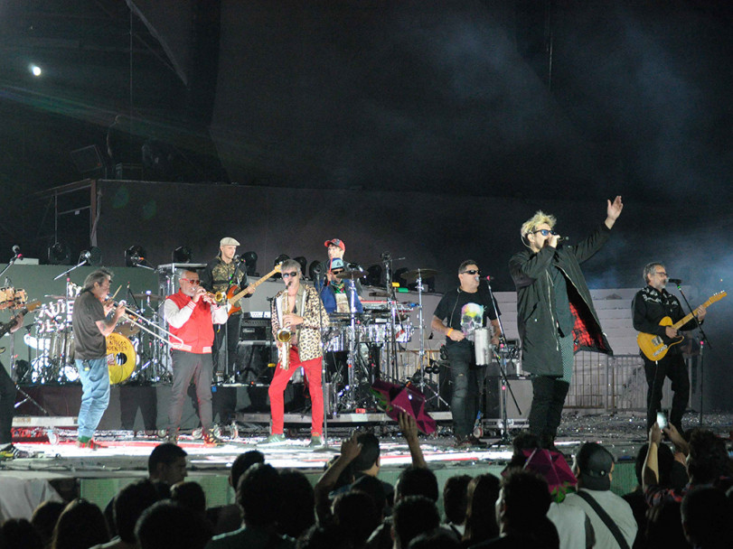 imagen La segunda repetición del Acto Central se vivió a puro rock