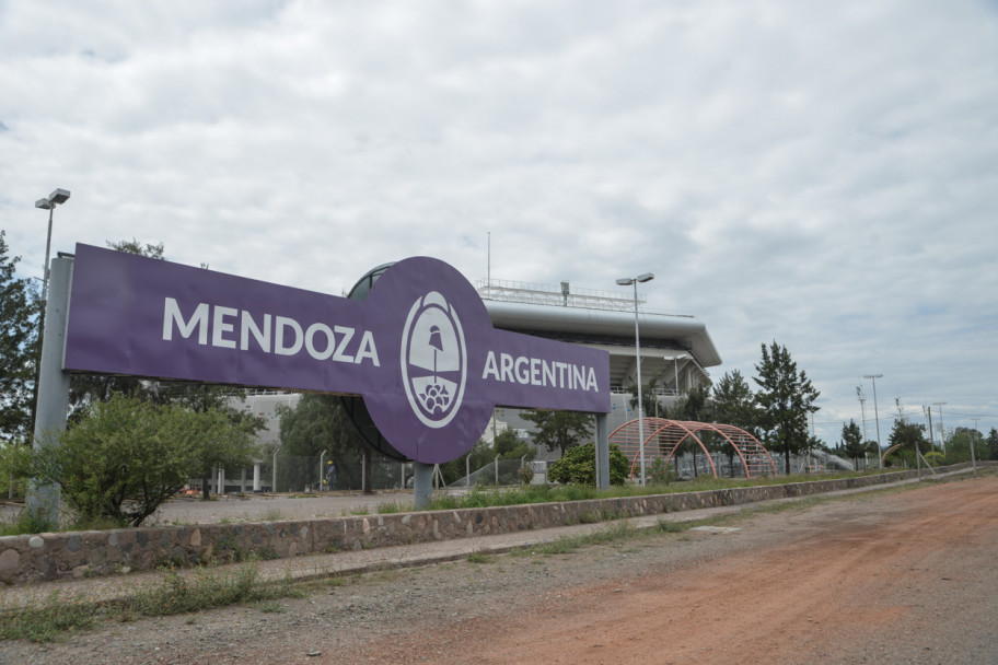 imagen El nombre del Estadio Cubierto será elegido por voto popular