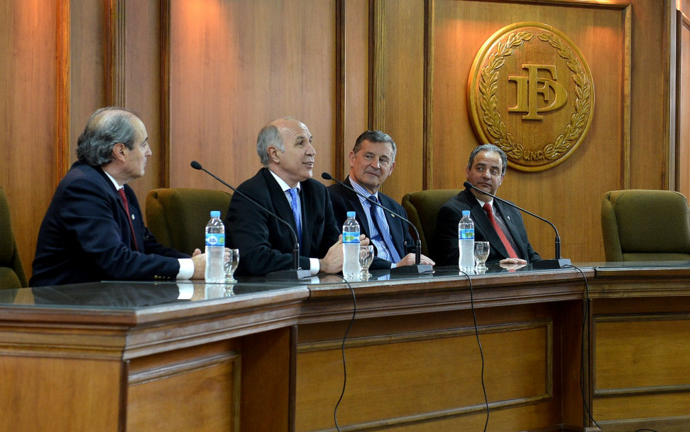 imagen "La audiencia pública democratiza a la Justicia"