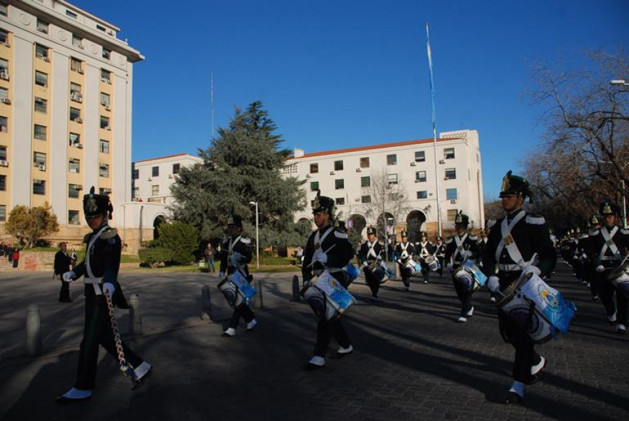 imagen Cambio de Guardia de la Bandera del Ejército de los Andes