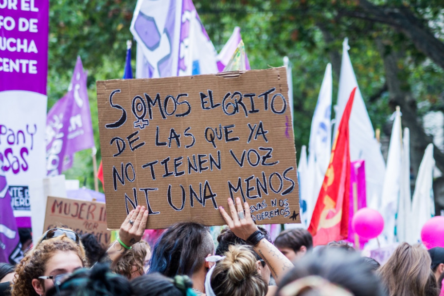 imagen Postales de un día feminista