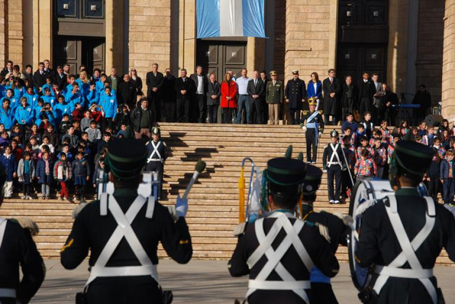 imagen Cambio de Guardia de la Bandera del Ejército de los Andes