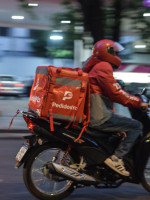 Delivery Mendoza: viaje al mundo de los repartidores de comida