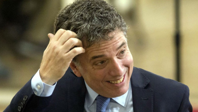 imagen Dujovne necesita 4 años más para consolidar su plan 