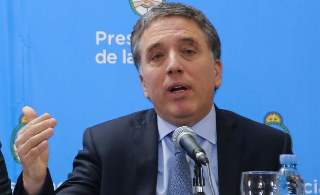 Dujovne anticipó que el ajuste del 2019 será el más fuerte