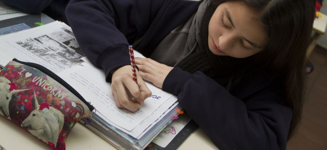 En Mendoza, solo 4 de cada 10 estudiantes llegan en tiempo y forma a sexto grado