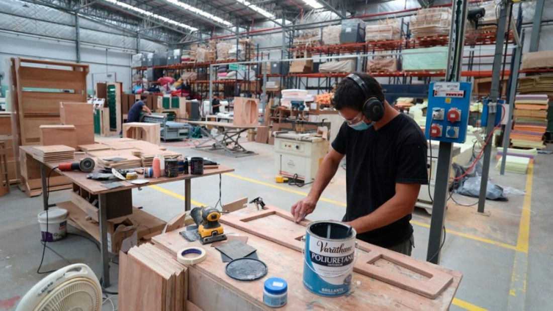 Preocupación en las pymes locales por el DNU: "¿A quién le vamos a vender?"