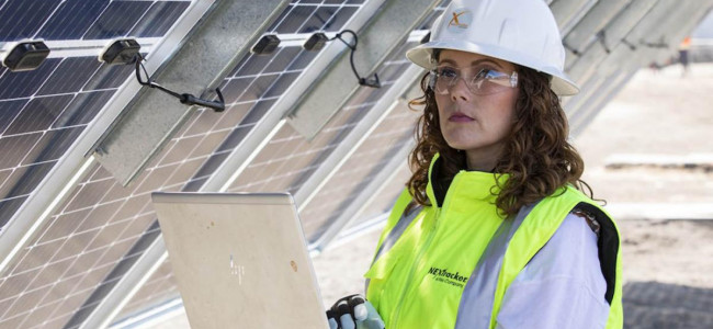 En la industria de energías renovables hay más participación de mujeres que en las de petróleo o gas