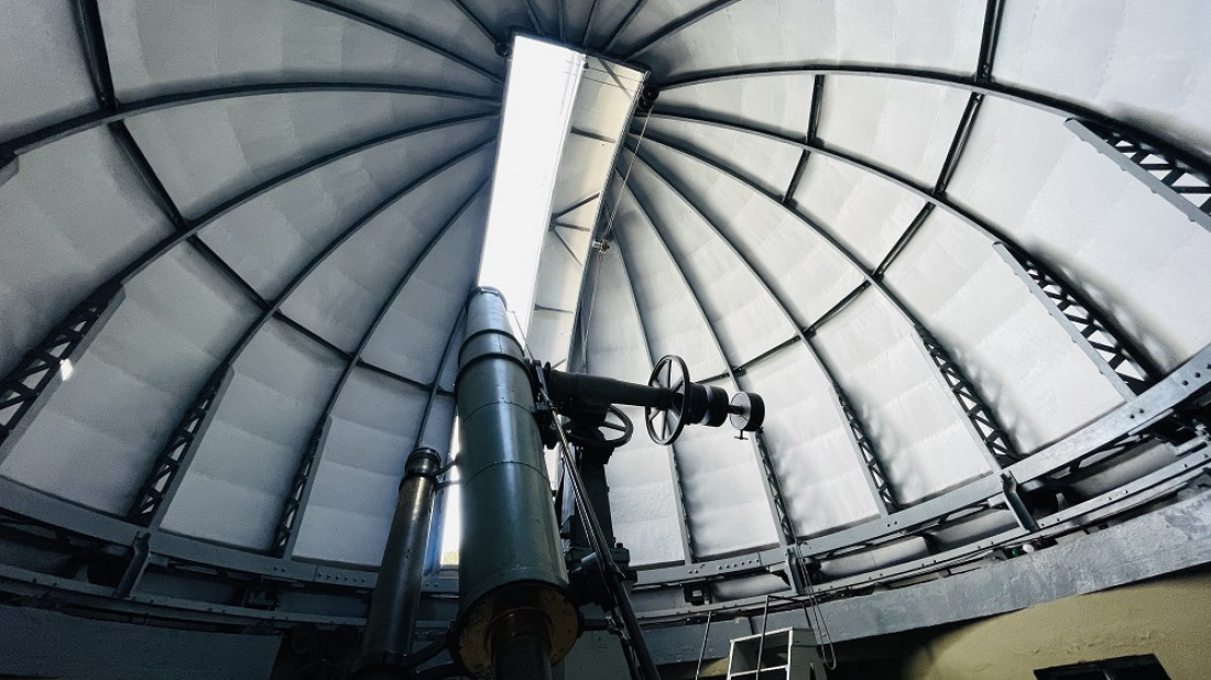 Hitos de la astronomía argentina: de fijar la hora oficial al estudio de rayos cósmicos