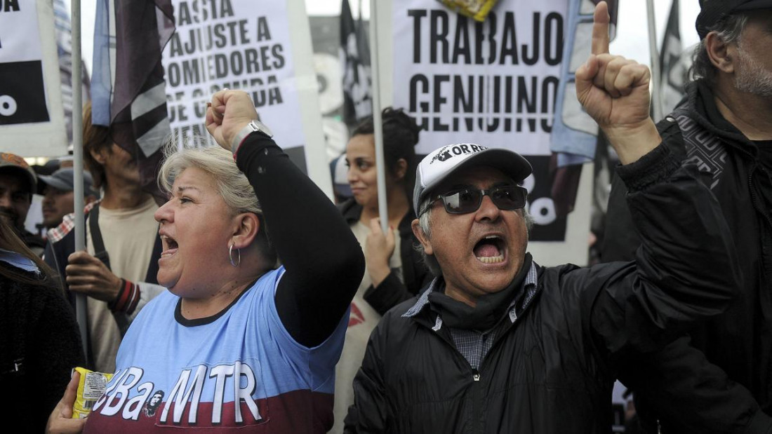 Pettovello anunció la quita de planes sociales para quienes corten calles