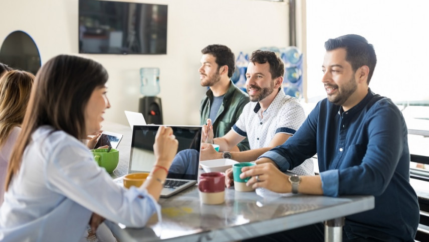 imagen que ilustra noticia Seis de cada diez trabajadores saltea comidas durante su jornada laboral por motivos económicos