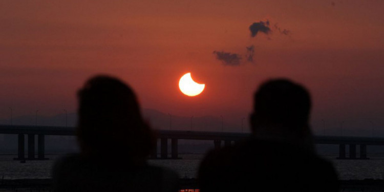 El jueves habrá un eclipse solar y podrá verse desde Mendoza