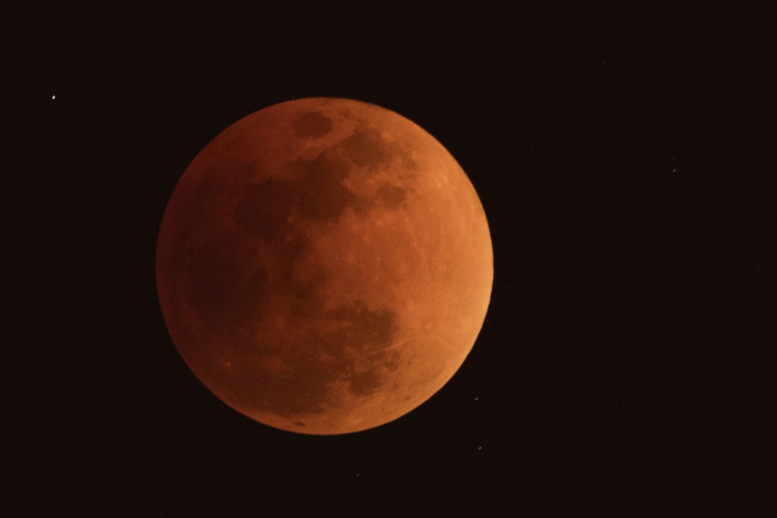 Llega el eclipse de Luna más largo del siglo