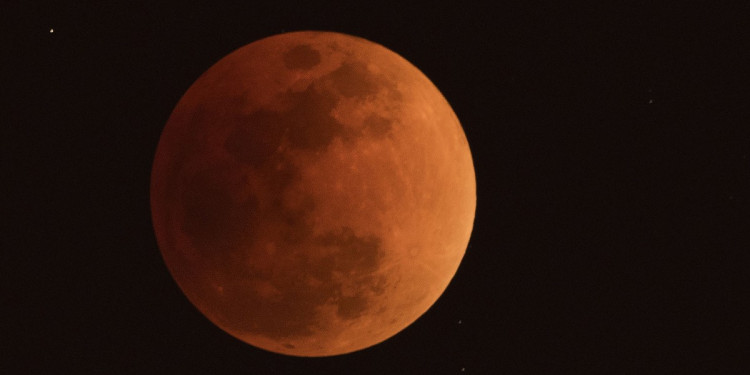 Llega el eclipse de Luna más largo del siglo