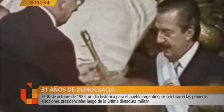 Conmemorando el retorno de la Democracia