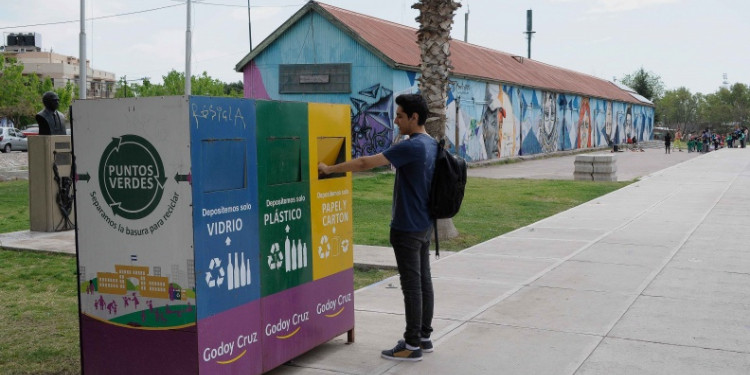 Mendoza: un estudio reveló que 9 de cada 10 personas dicen cuidar el ambiente