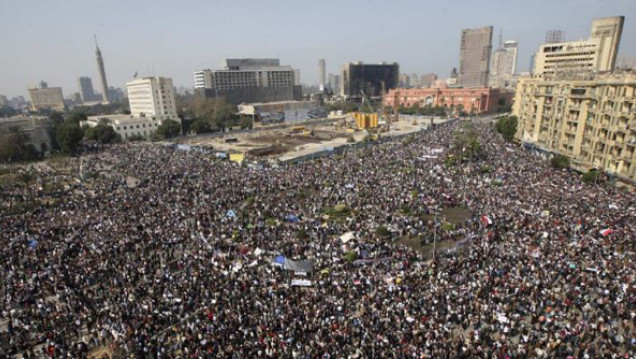imagen Centenares de miles de egipcios le dan el ultimátum a Mubarak