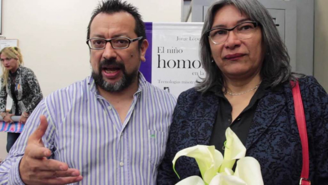 Presentan el libro "El niño homosexual en la escuela primaria"